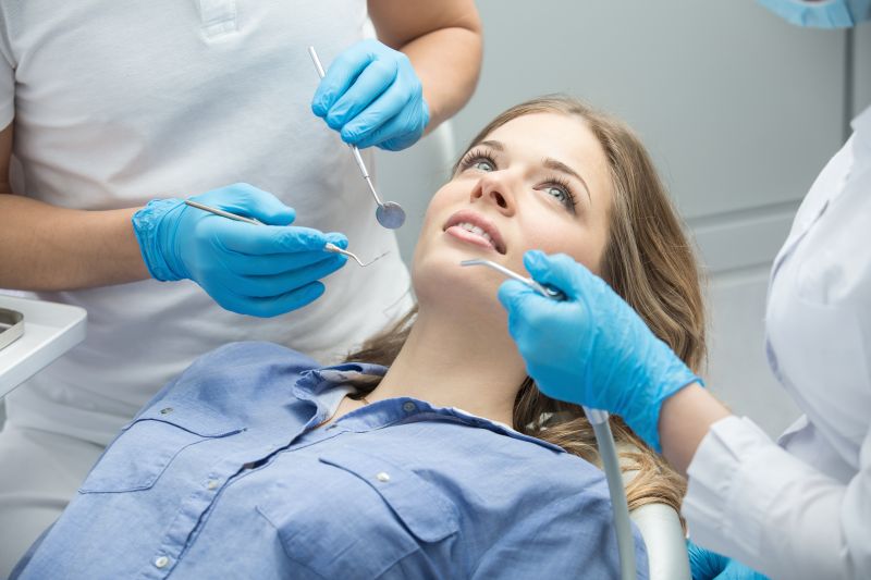 Ar tikrai reikia reguliariai lankytis pas odontologą terapeutą?