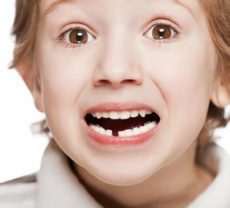 Ką vaikams valgyti, kai dygsta dantys?